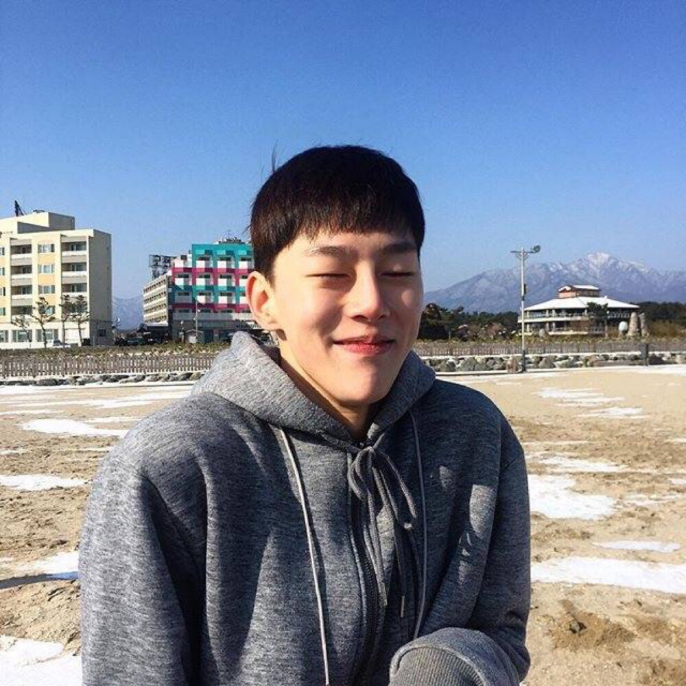 權玄彬 ( @komurola ) #716115 #kwonhyunbin photo by @undr