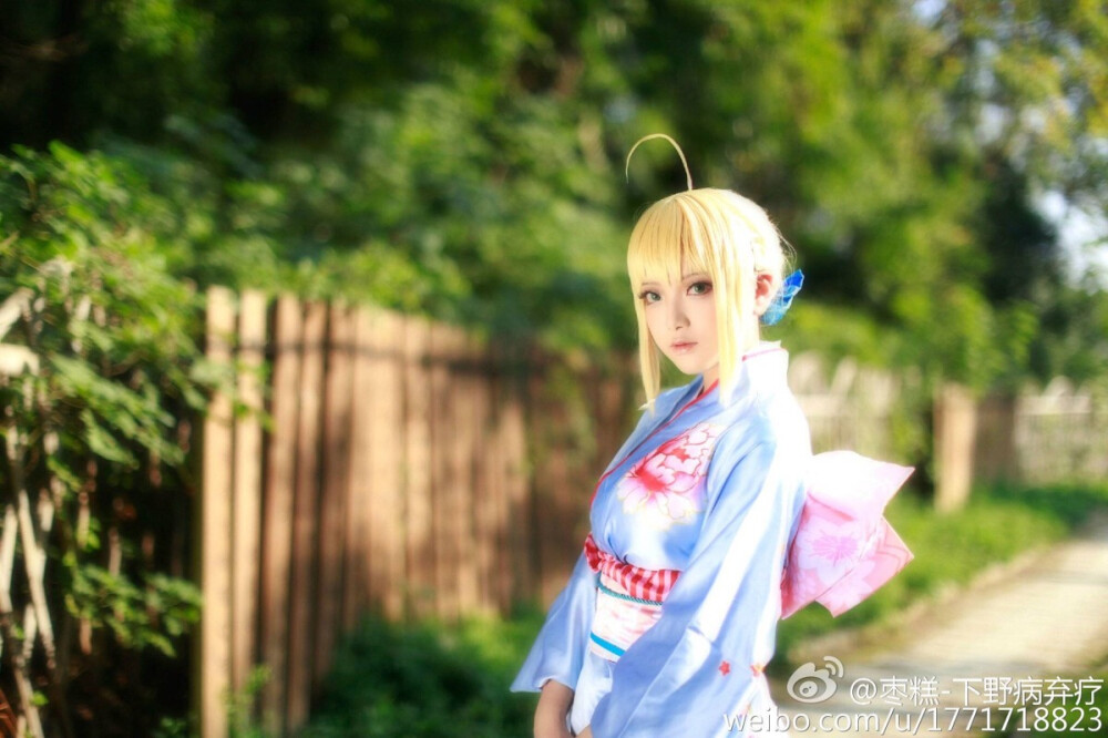 fate cosplay saber