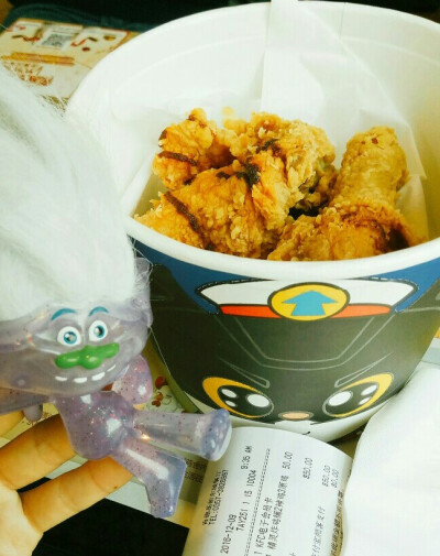 KFC炸鸡桶