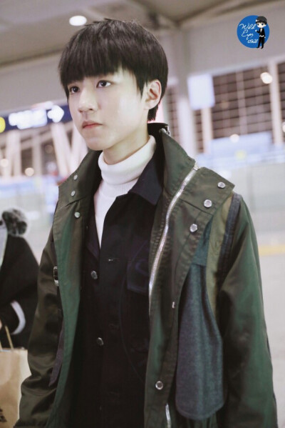 #王俊凯 #TFBOYS 机场饭拍 高清 帅