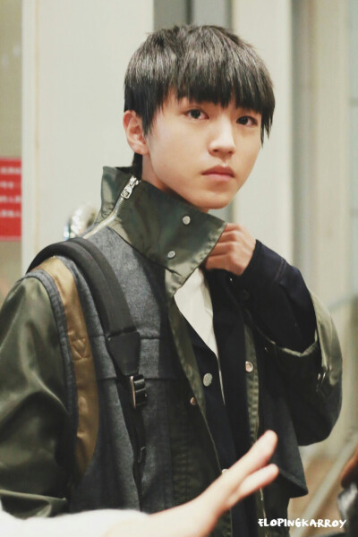 #王俊凯 #TFBOYS 机场饭拍 高清 帅