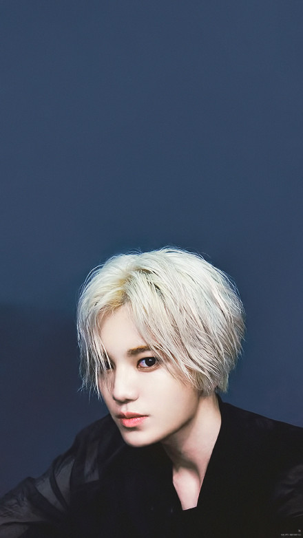#INFINITE#
李成钟
이성종
中文名 李成钟（官方译名）、李成种（自己写的）
外文名 이성종、Lee SeongJong
别名 李成忠
星座 处女座 血型 A型
身高 179cm 体重 54kg
出生地 光州广域市
出生日期 1993.09.03
毕业院校 公州映像大学演技系
所属组合 Infinite
队内担当 副主唱、忙内
个人推特 @infiniteyounges