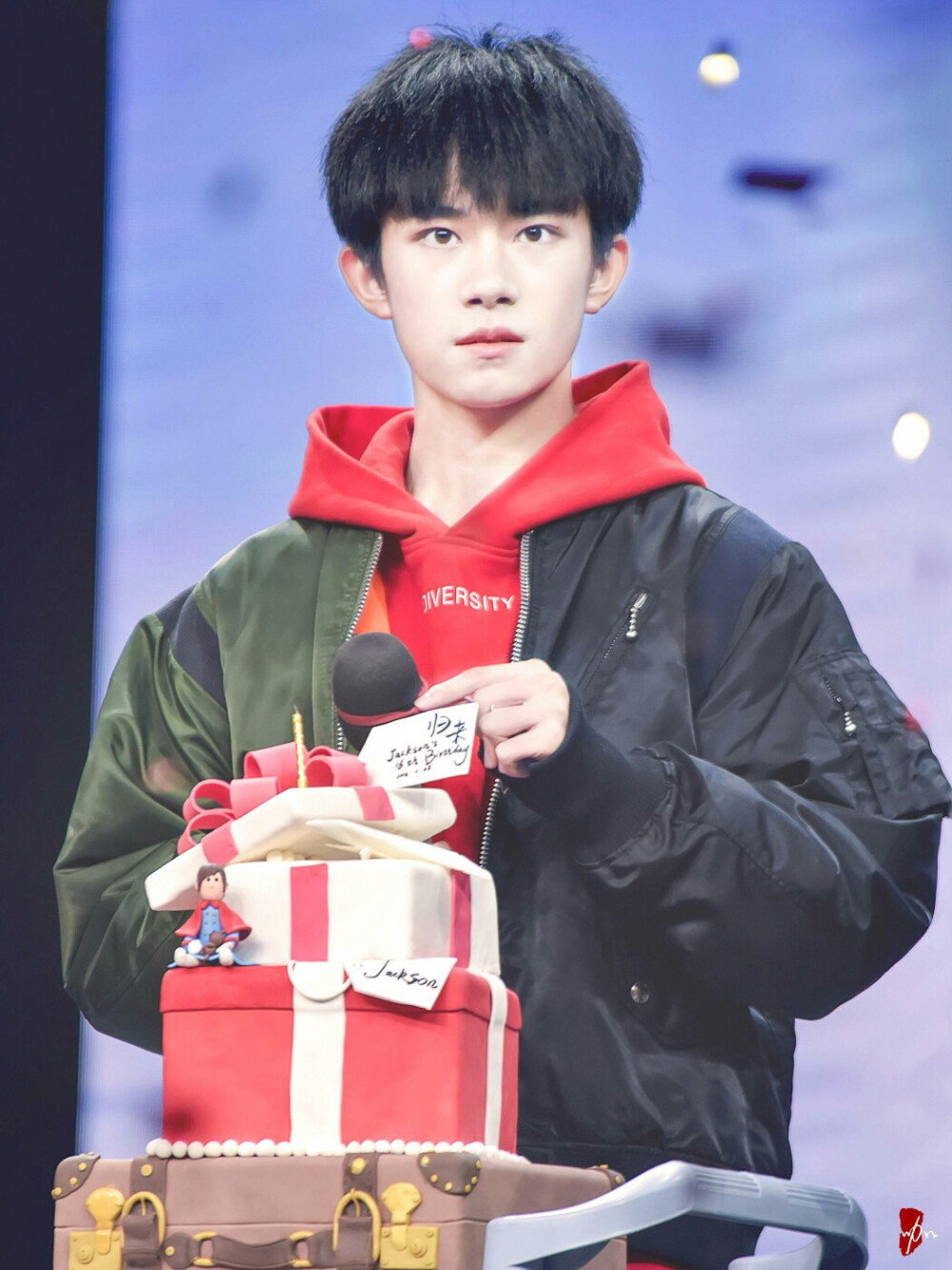 #易烊千玺 #TFBOYS #舞蹈担当易烊千玺 1128易烊千玺十六岁生日会 高清 帅