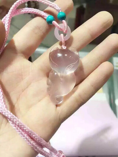 纯天然粉晶狐狸吊坠 星光粉❀ https://weidian.com/i/1985771243?wfr=c