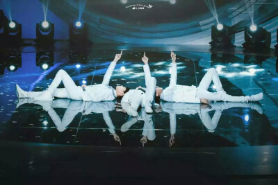 最美不过三人同框