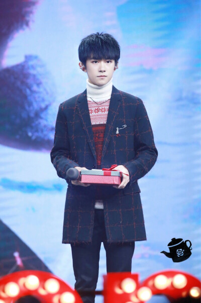 #易烊千玺 #TFBOYS 1128易烊千玺十六岁生日会 高清 帅