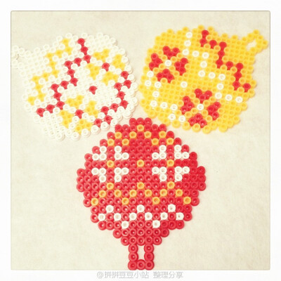 圣诞节 拼拼豆豆 圣诞彩球作品
每个装饰球都能装一个愿望吧！各种样式球球
拼豆小站 专注分享 - 拼豆图纸 拼豆材料包 拼豆成品