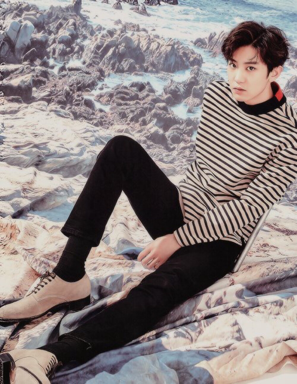 EXO 金俊勉Suho 金珉锡Xiumin 金钟大Chen 边伯贤Baekhyun 朴灿烈Chanyeol 张艺兴Lay 吴世勋Sehun 金钟仁Kai 都璟秀D.O.