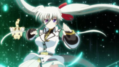 ViVid Strike！ 艾茵哈特斯崔特斯