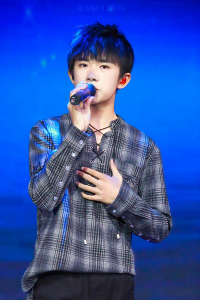 #易烊千玺 #TFBOYS 湖南师大附中艺术节 高清 帅