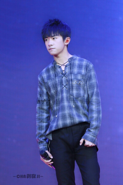 #易烊千玺 #TFBOYS 湖南师大附中艺术节 高清 帅