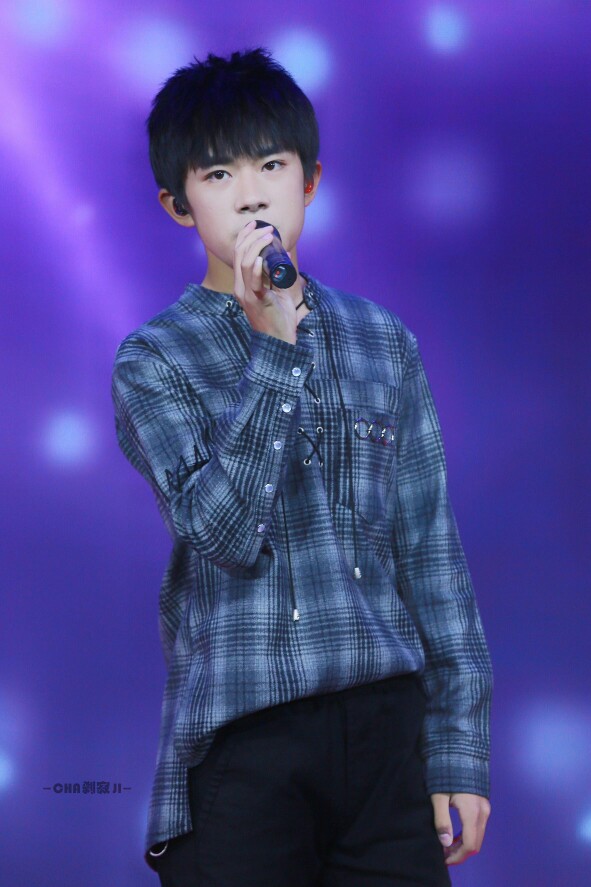 #易烊千玺 #TFBOYS 湖南师大附中艺术节 高清 帅