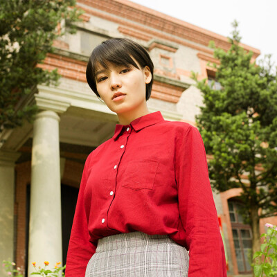 日系清新翻领长袖衬衫酒红虽然宽松复古英伦学院纯色衬衣