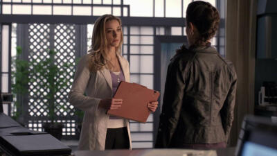 zoie palmer 佐伊 帕尔默 妖女迷行 lost girl