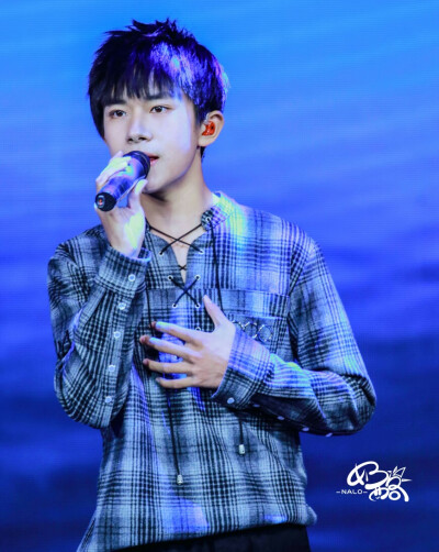 #易烊千玺 #TFBOYS 湖南师大附中艺术节 高清 帅