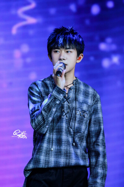 #易烊千玺 #TFBOYS 湖南师大附中艺术节 高清 帅