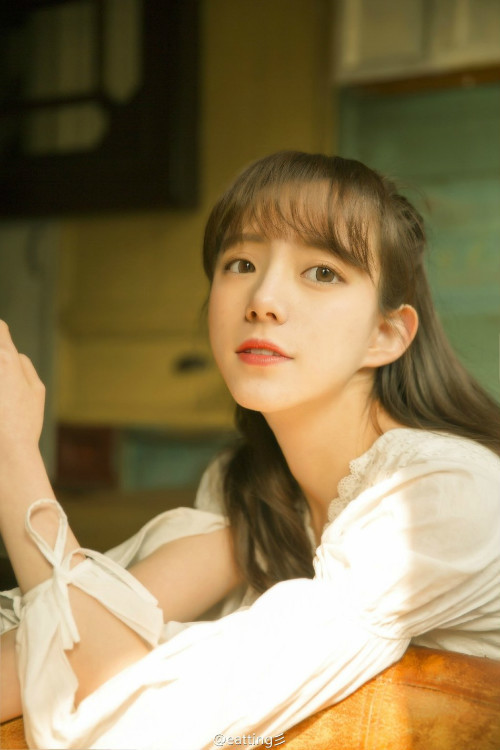 ［布丁丁］ 写真 摄影 小清新 黑白 欧美 复古 套图 等
希望多抱走 大家可以多多喜欢哦=ω=