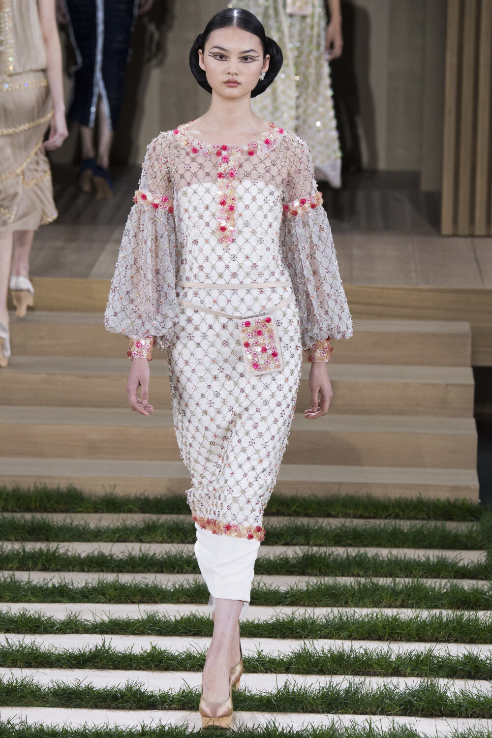 Chanel（香奈儿）巴黎大皇宫发布2016春夏高级定制系列