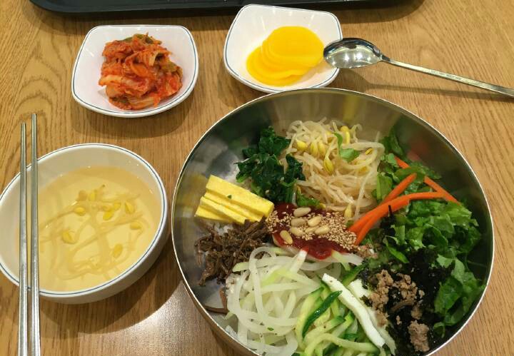 韩国家常菜
美食头像 家常菜 西餐 日式料理 甜品 韩剧 饮料 水果 暖心