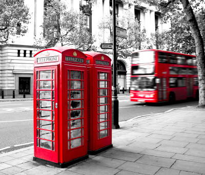 ✿如若 · 初见✿
►伦敦街头的电话亭◄
【新浪微博:高清无水印iphone萌壁纸】