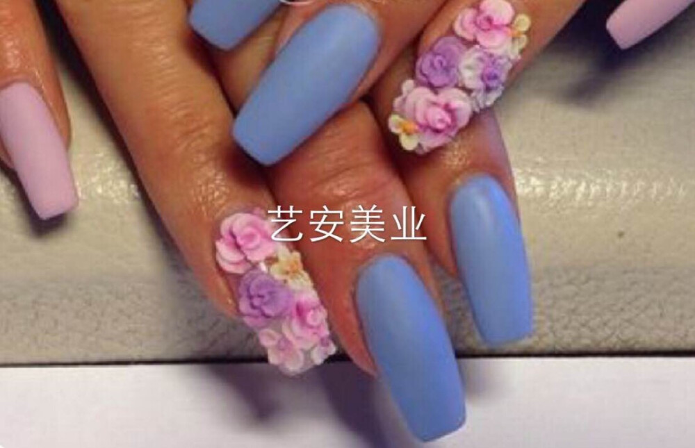 艺安美甲雕花甲