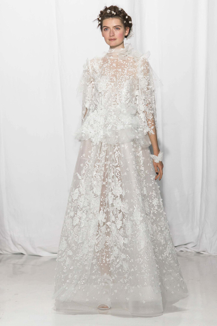 Reem Acra（雷姆·阿克拉）纽约婚纱周发布2017秋冬系列婚纱