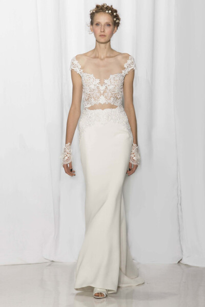 Reem Acra（雷姆·阿克拉）纽约婚纱周发布2017秋冬系列婚纱