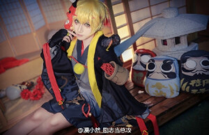 【COS正片】#阴阳师# #一目连# #般若# #阴阳师手游# 【般若@漠小然_励志当总攻 | 一目连@北齐后主_励志做总受 】【PHX THX@土狼摄影 】【STAFF@枣糕-下野病弃疗 @八字纹TAT 】这套两个人花了很多心思准备~服装道具包括彼岸花都是自己亲手制作的XD虽然累但是体会到了自己动手的乐趣23333光准备服...展开全文c
