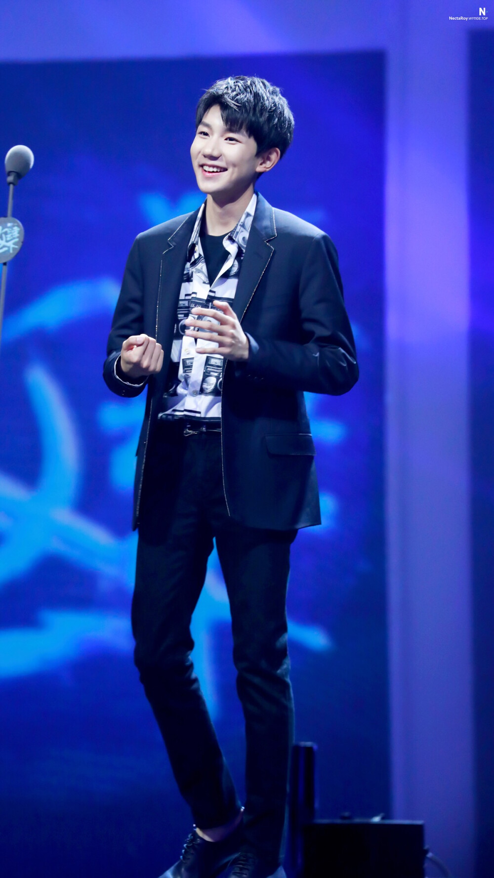 有种说不出来的让人心动的感觉 王源 2016移动视频风云盛典