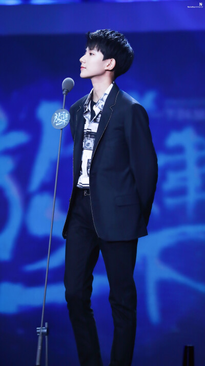 喜欢这张啊～ 王源 2016移动视频风云盛典