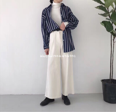 chic风 韩风 搭配 宽松女装上新秋冬款 韩国版型 新品 毛衣 羽绒服 外套 卫衣 打底衫 T恤 大衣 包臀裙 背带裙 裤子不定时更新 关注更多服装搭配 