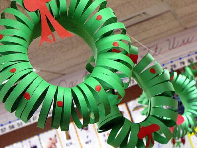 Construction Paper Wreath-jAxZD-图片