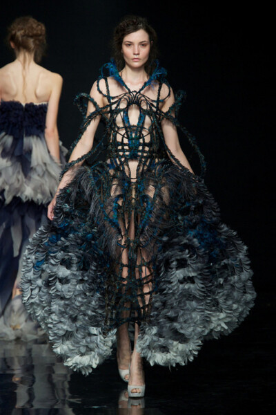 Yiqing Yin Fall 2012 Haute Couture-jJlZG-图片