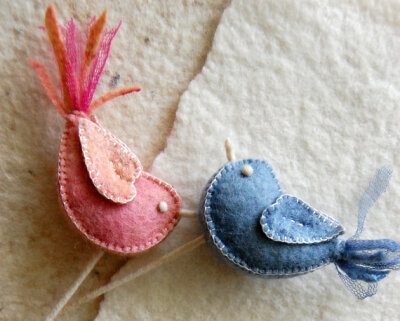 Felt Love Birds Pink Blue Pure Wool and Silk by TextilePlatypus-DAyNT-图片