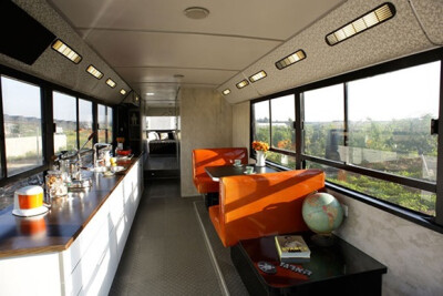 Israeli-Public-Bus-Transformed-Into-Luxury-Home_1-GNkMz-图片