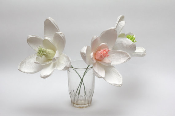 paper flowers, magnolia, flower decorations, white paper flowers, large paper flowers, flower bouquet paper, handmade paper flowers, 3pcs-TYzYm-图片