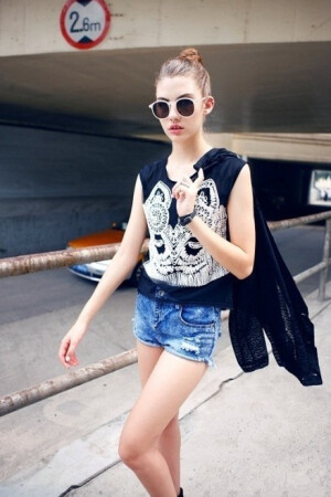 标签：欧美、壁纸、美女、创意、iPhone、图片-TZiZG-图片