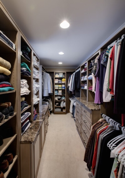 closet by Kitchens By Julie-DY2MW-图片