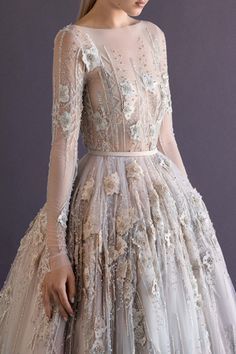 PAOLO SEBASTIAN AUTUMN WINTER 2014.... ok, i dont even like ballgown styles but this is amazing!-DkxOT-图片