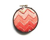 SALE - Chevron Ombre Embroidery Hoop - Peach Coral Gradient Coral Geometric Hoop Art 3 inch Home Decor-GRjYj-图片