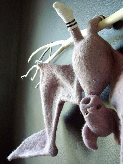 on Flickr. Kiyoshi. Needle Felted art with a sense of humor. Goes way beyond craft-WRhZD-图片