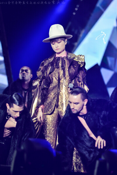 李宇春2016野蛮生长巡回演唱会重庆站