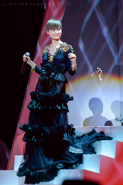 李宇春2016野蛮生长巡回演唱会重庆站