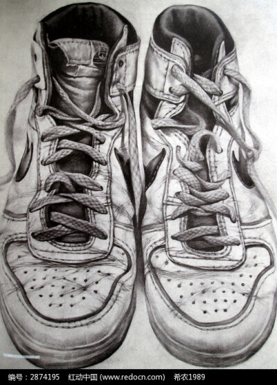 素描运动鞋·