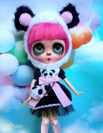 Ooak custom Blythe doll Pippa the Pink Panda by ELFiciousShop: