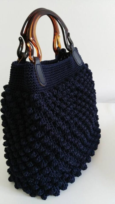 Stylish crochet bag More: