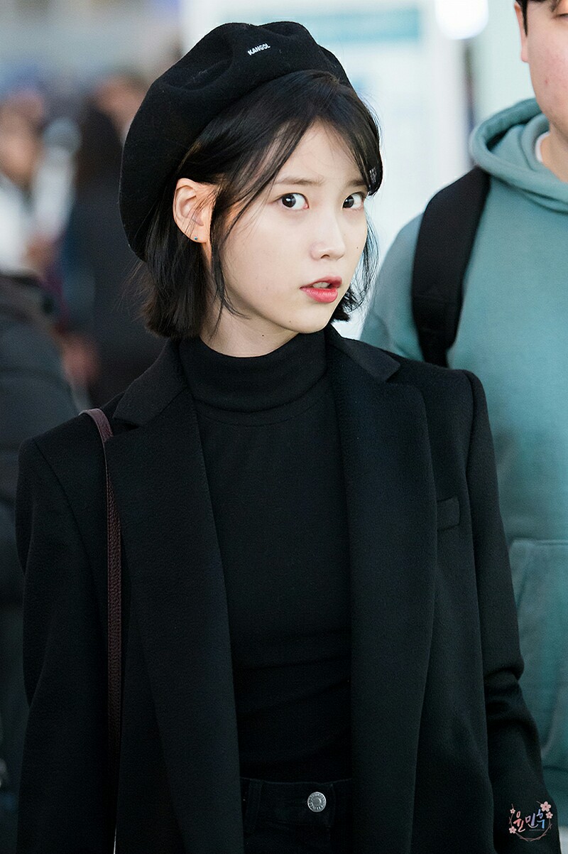 IU