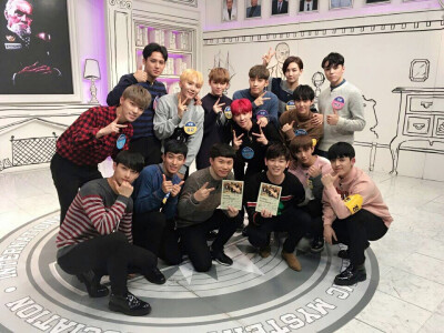 SEVENTEEN 세븐틴 十七