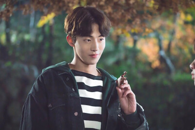 南柱赫 举重妖精金福珠情侣头像 QQ：2268106575更多的图ฅ(^ω^ฅ) 