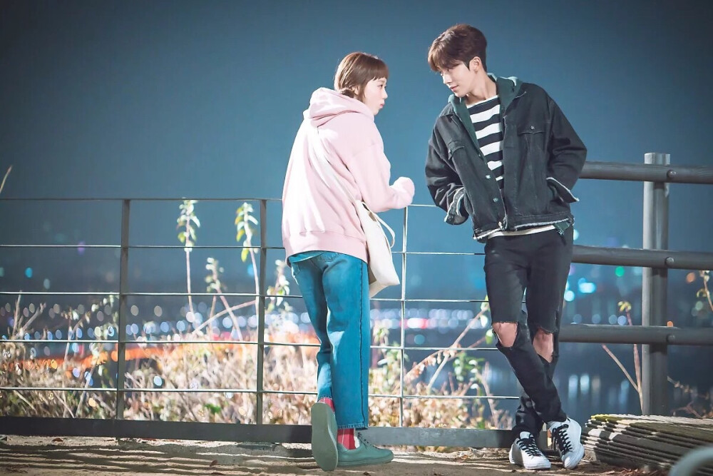 南柱赫 举重妖精金福珠情侣头像 QQ：2268106575更多的图ฅ(^ω^ฅ) 